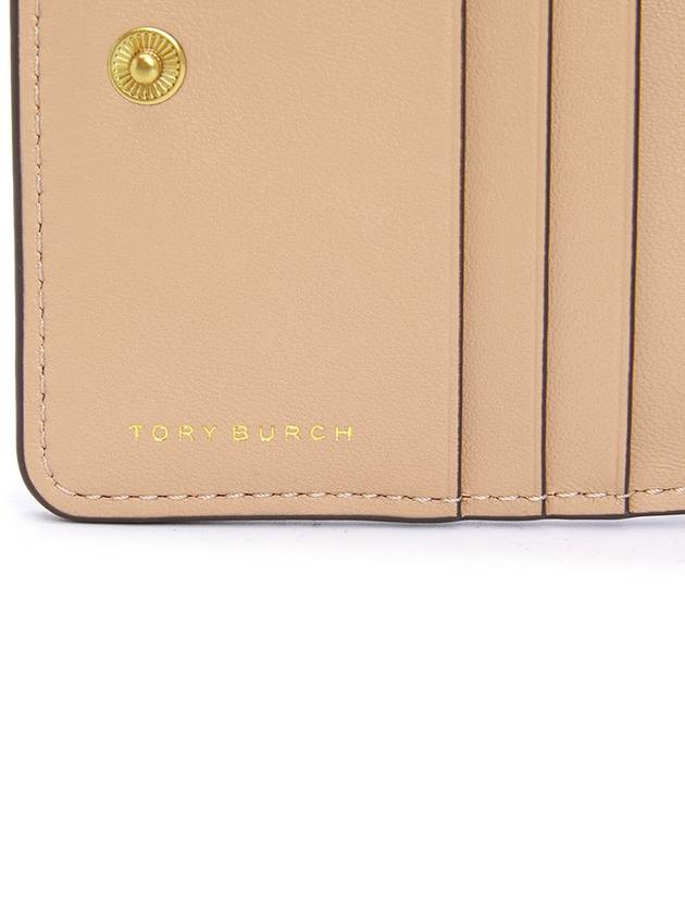 Kira Chevron Half Wallet Beige - TORY BURCH - BALAAN 9