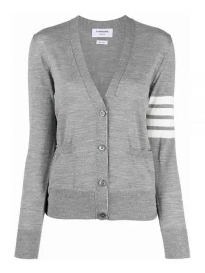 Sustainable Fine Merino Wool 4-Bar Relaxed Fit V-Neck Cardigan Light Grey - THOM BROWNE - BALAAN 2