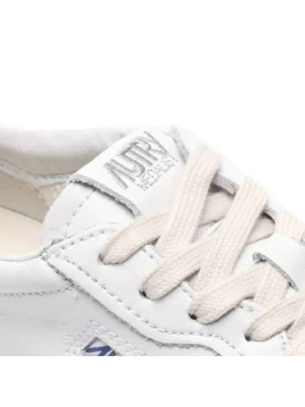 Medalist Blue Tab Low Top Sneakers White - AUTRY - BALAAN 6