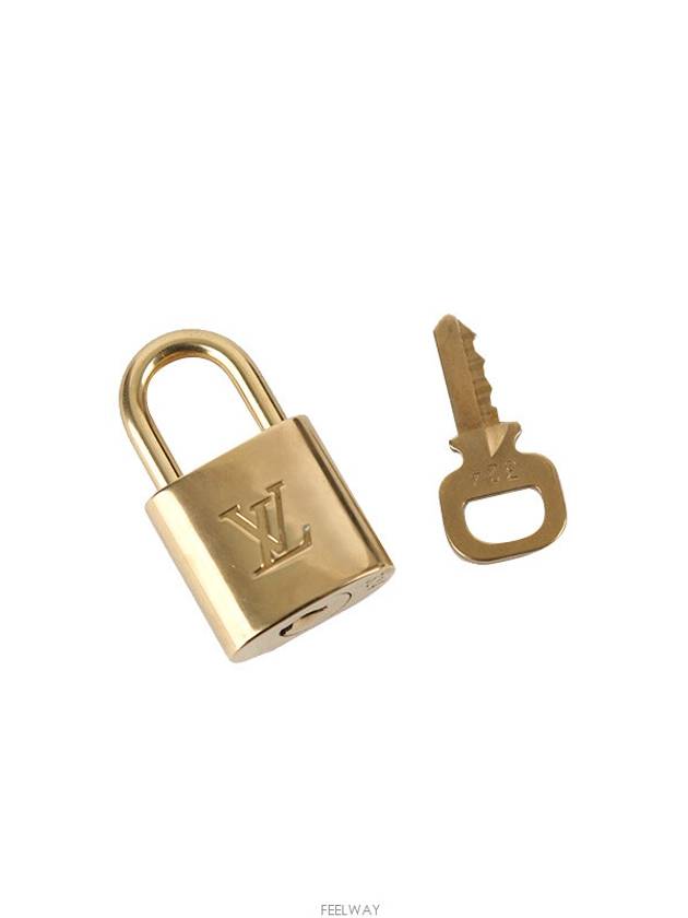 women key holder - LOUIS VUITTON - BALAAN 6