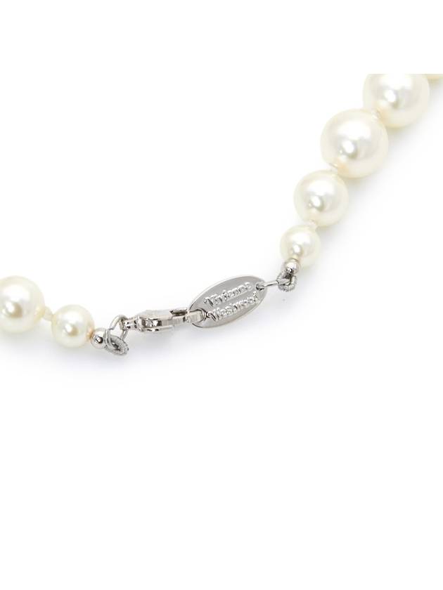 One Row Pearl Bas Relief Necklace Silver - VIVIENNE WESTWOOD - BALAAN 4