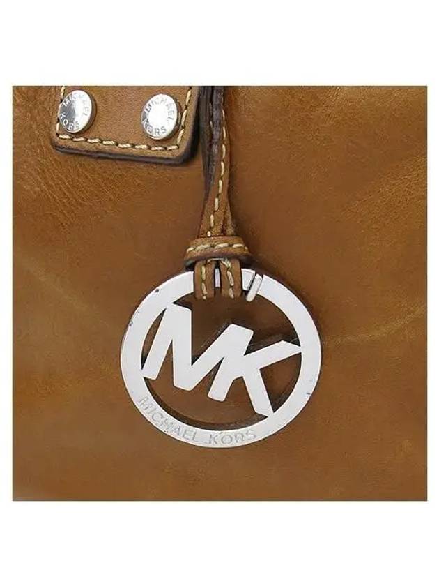 Camel leather ASTOR stud embellished tote bag - MICHAEL KORS - BALAAN 3