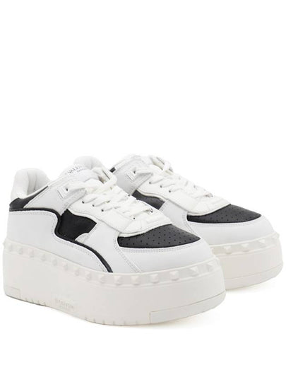 Valentino Garavani Sneakers - VALENTINO - BALAAN 2