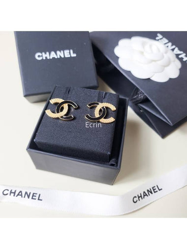 CC Logo Earrings Vintage Gold Black ABC944 - CHANEL - BALAAN 1