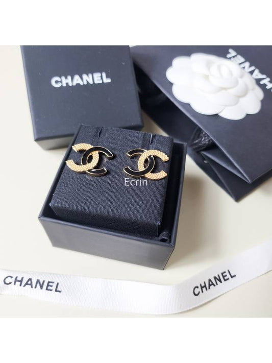 CC Logo Earrings Vintage Gold Black ABC944 - CHANEL - BALAAN 1