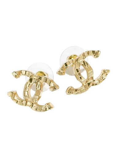 CC Logo Stud Earrings Gold - CHANEL - BALAAN 1