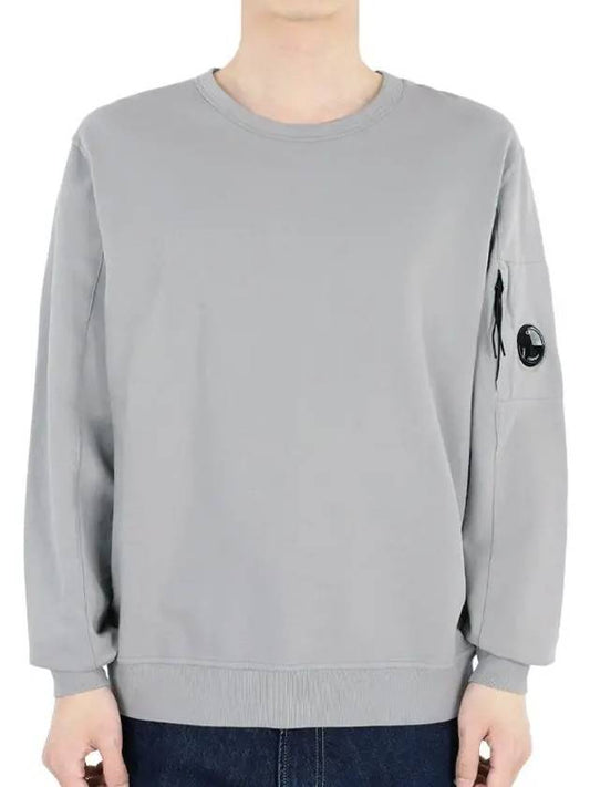 24 ss Men's Lens Wappen Light Fleece Sweatshirt Light Gray 16CMSS032A 002246G 913 - CP COMPANY - BALAAN 1