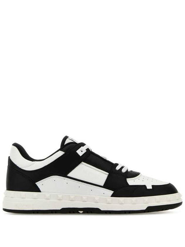 Valentino Garavani Sneakers - VALENTINO - BALAAN 1