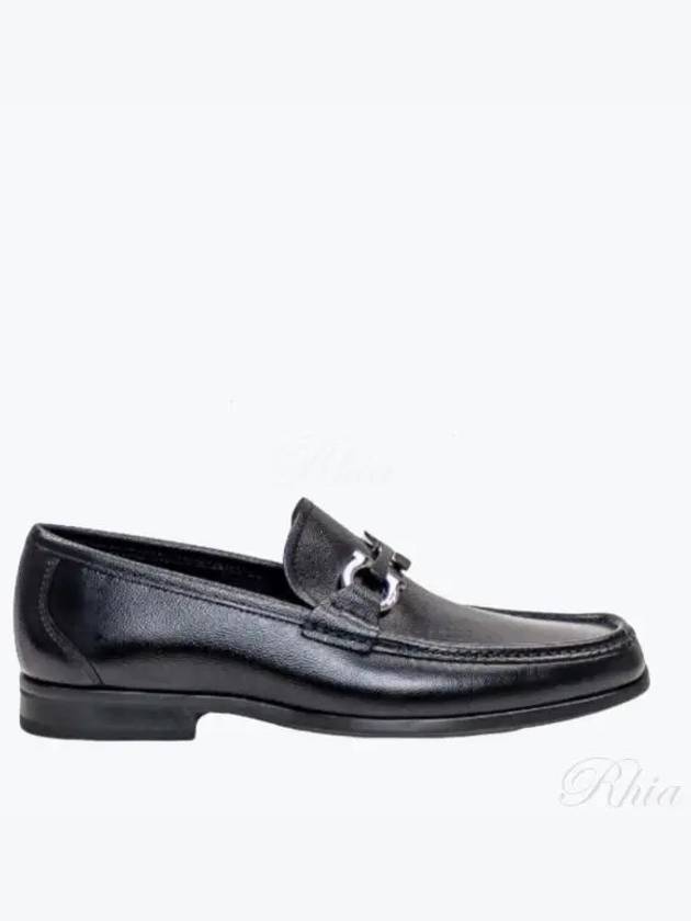 Gancini Ornament Moccasin Loafers Black - SALVATORE FERRAGAMO - BALAAN 2