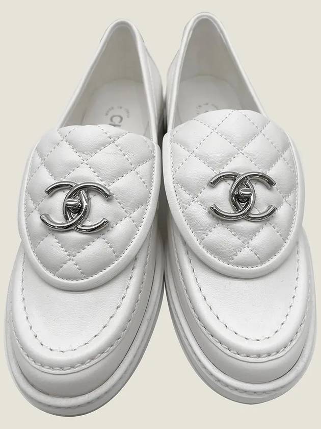 silver CC logo quilted tab loafers white - CHANEL - BALAAN.