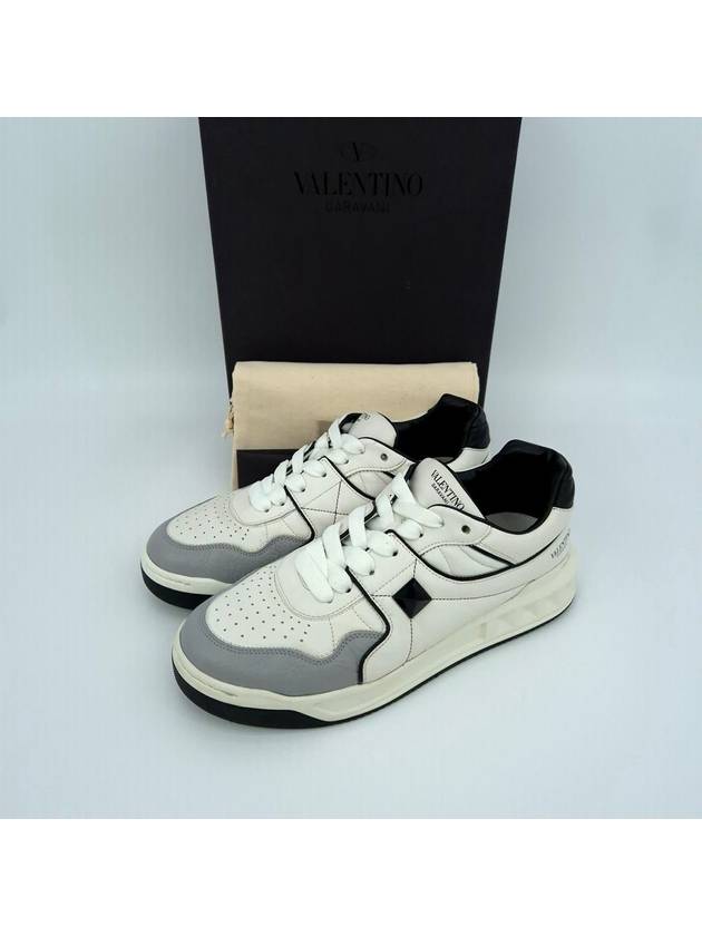 One stud sneakers WY2S0E71 - VALENTINO - BALAAN 10