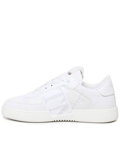 Round Toe Lace-Up Low Top Sneakers White - VALENTINO - BALAAN 2