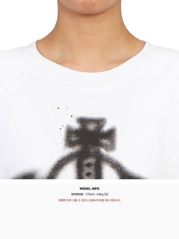 Spray ORB Raglan Sweatshirt White - VIVIENNE WESTWOOD - BALAAN 6