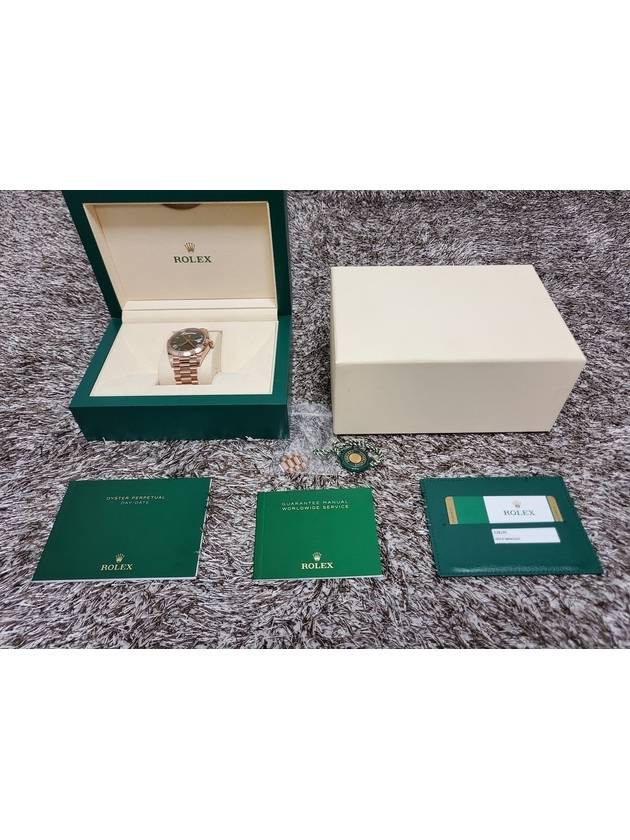 Rolex Day Date Rose Gold Olive Green 21 Years - ROLEX - BALAAN 2