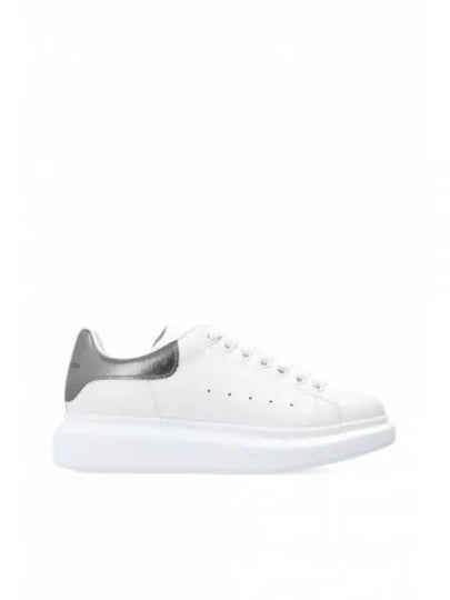 Oversized Low Top Sneakers Black White - ALEXANDER MCQUEEN - BALAAN 2