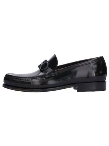 Ferragamo Gancini Ornament Moccasin Shoes Black - SALVATORE FERRAGAMO - BALAAN 1