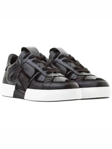 5Y0S0C58 BQX 0NO 5Y2S0C58 VL7N low top sneakers - VALENTINO - BALAAN 1