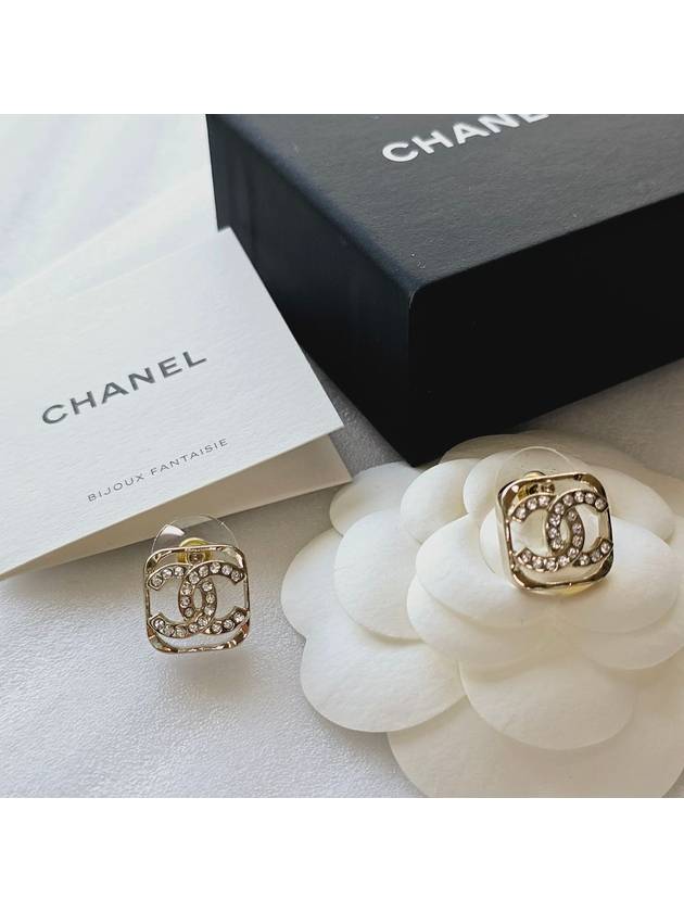 CC logo earrings champagne gold stud square ABA254 - CHANEL - BALAAN 5