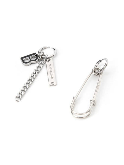 B Logo Safety Pin Earrings 1 Set Silver - BLACKBLOND - BALAAN 2