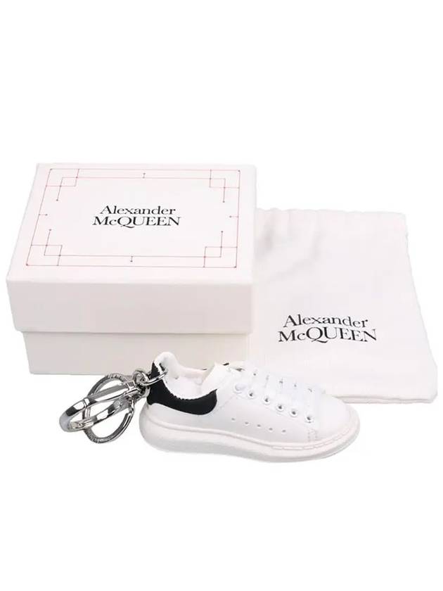 Oversole Sneakers Key Holder White - ALEXANDER MCQUEEN - BALAAN 4