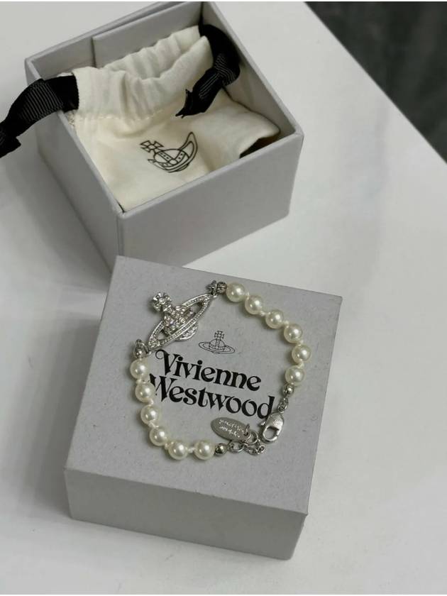 Mini Bath Relief Pearl Bracelet Silver Women s - VIVIENNE WESTWOOD - BALAAN 5