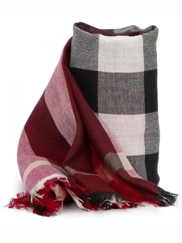 Tonal Wool Cashmere Scarf Red - BURBERRY - BALAAN 2