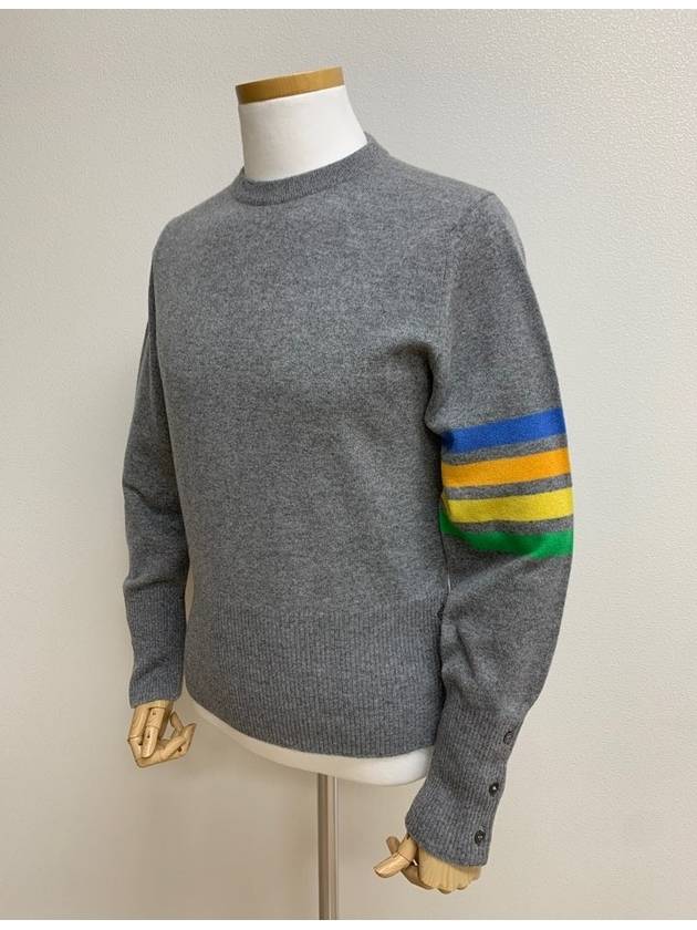 Three line tab color 4 round neck knit 1 - THOM BROWNE - BALAAN 3