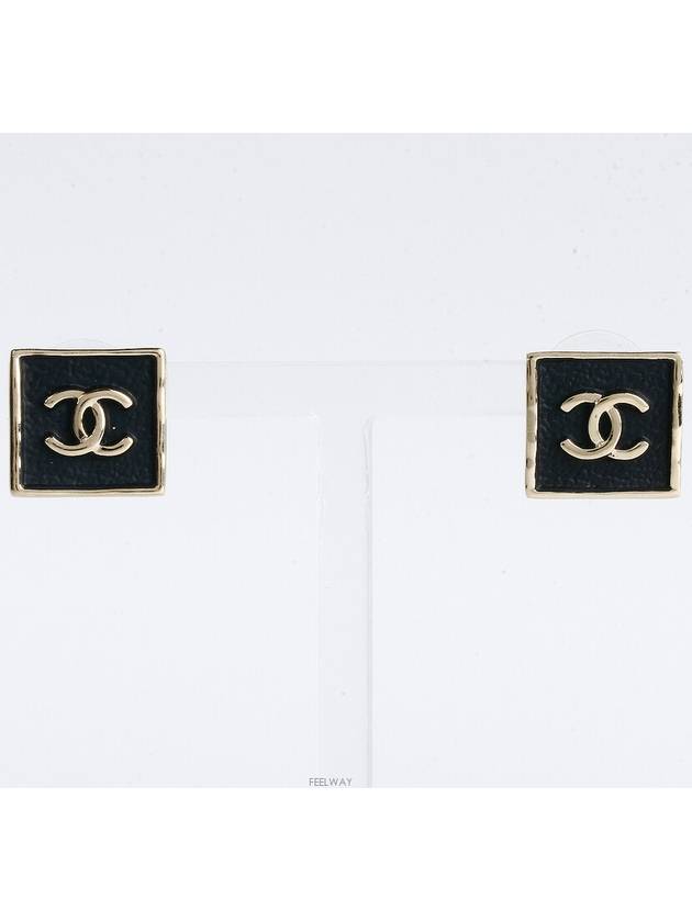 women earrings - CHANEL - BALAAN 2