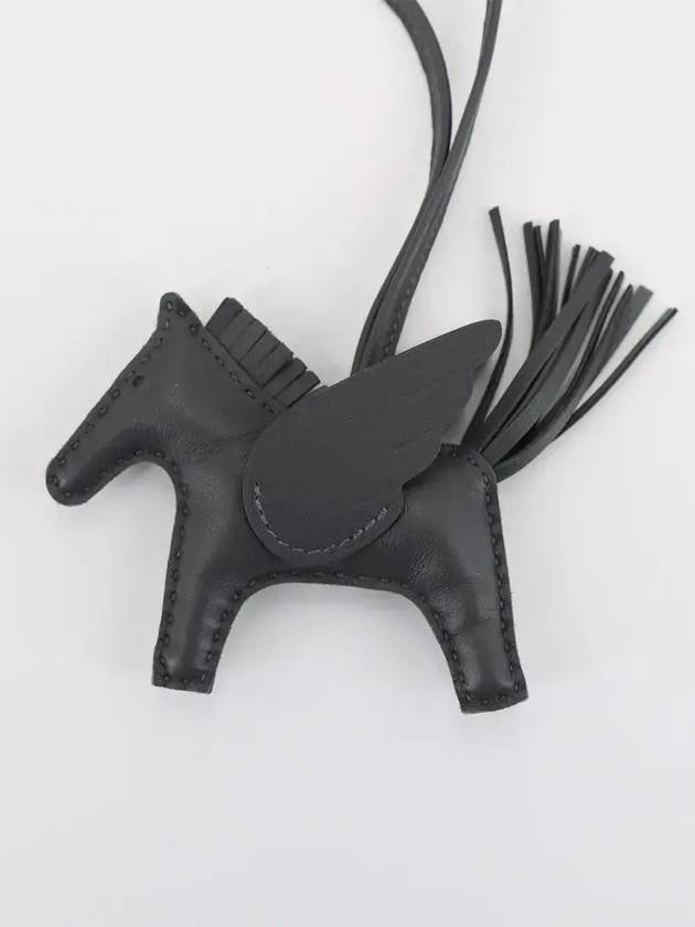 Rodeo Pegasus PM Charm Black - HERMES - BALAAN 2