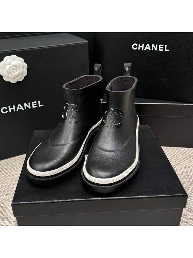 Ankle Boots Platform Black White CC - CHANEL - BALAAN 1