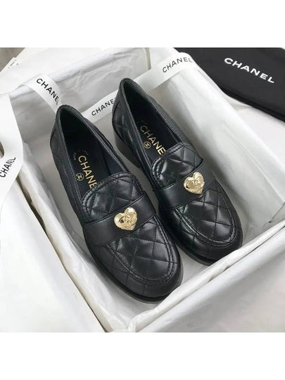 Metal Heart Chunky Heel Lambskin Loafers Black - CHANEL - BALAAN 2