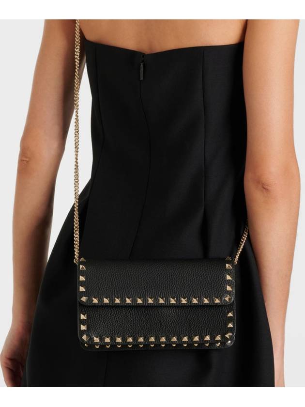 Rockstud Chain Cross Bag Black - VALENTINO - BALAAN 5