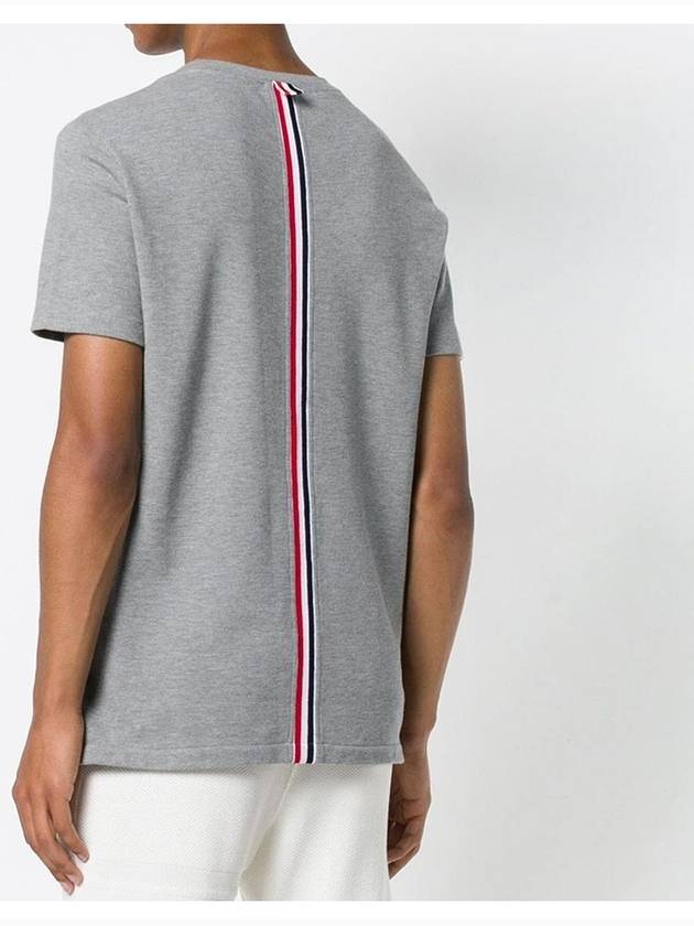 Men's Center Back Striped Short Sleeve T-Shirt Light Grey - THOM BROWNE - BALAAN 2