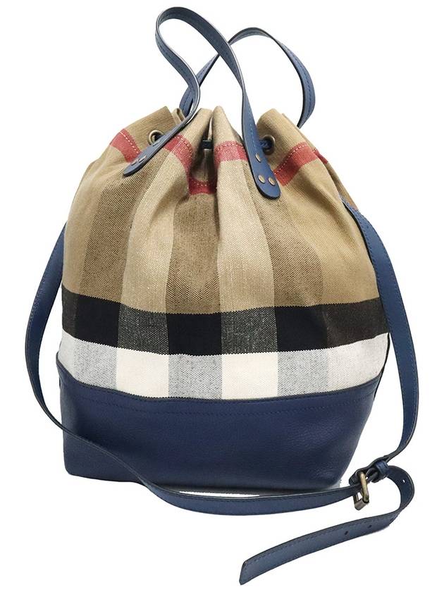 Burberry 40533241 House Check Canvas Brilliant Navy Heston Medium Bucket Bag 2WAY - BURBERRY - BALAAN 4