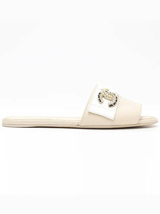 CC Logo Crystal Pearl Slippers Beige - CHANEL - BALAAN 1