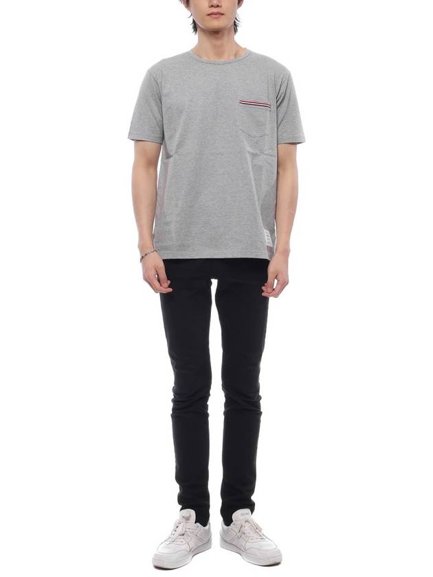 Men's Medium Weight Jersey Tipped Pocket Crewneck Short Sleeve T-Shirt Light Grey - THOM BROWNE - BALAAN 4