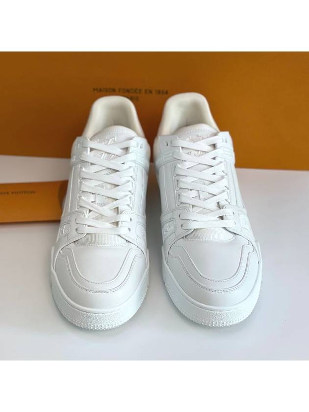 LV Trainer Low Top Sneakers White - LOUIS VUITTON - BALAAN 3