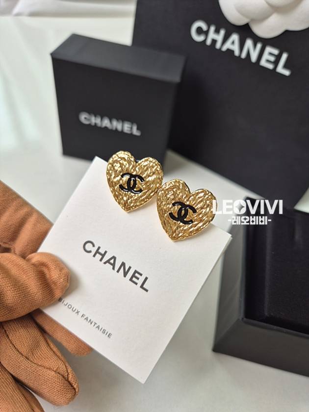 CC logo heart earrings gold color earrings ABC948 - CHANEL - BALAAN 9