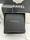 CC logo lambskin brooch gold metal black - CHANEL - BALAAN 7