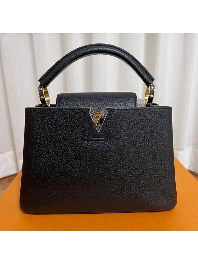 Capucines MM Taurillon Cross Bag Black - LOUIS VUITTON - BALAAN 3