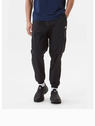 Cargo Woven Warm up Pants Black SP323UPT82 - DESCENTE - BALAAN 1