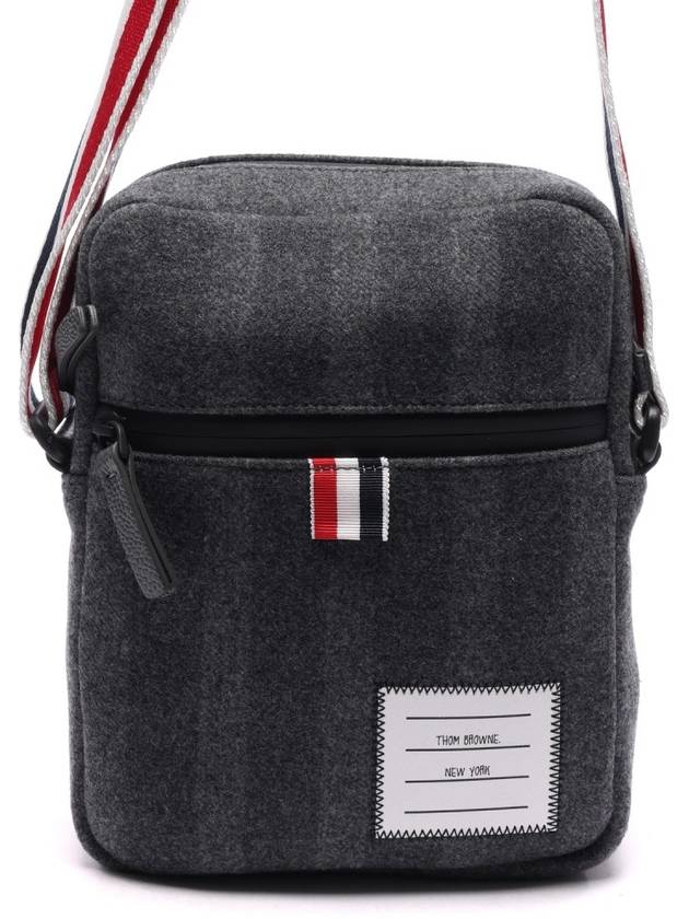 Diagonal Stripe Strap Camera Cross Bag Medium Grey - THOM BROWNE - BALAAN 2