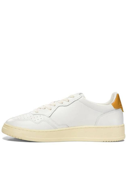 Autry White And Honey-Colored Leather Medalist Low Sneakers - AUTRY - BALAAN 2