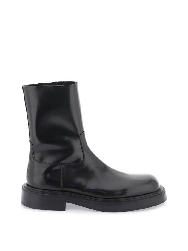 Round Toe Calfskin Ankle Boots Black - SALVATORE FERRAGAMO - BALAAN 1