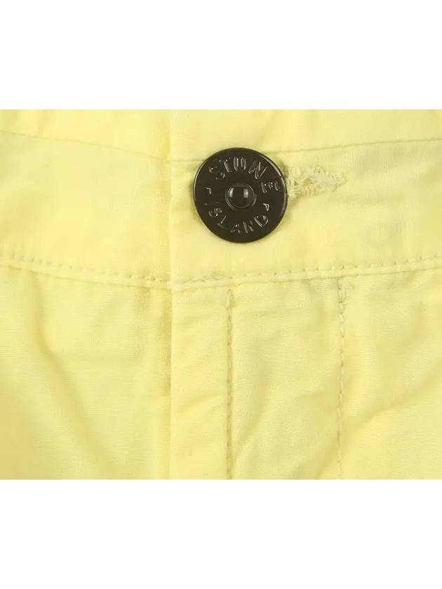 Wappen Patch Cargo Shorts Yellow - STONE ISLAND - BALAAN 3