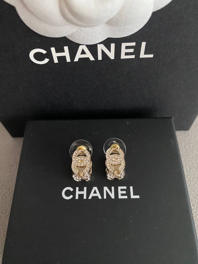 CC logo earrings stud earrings gold ABB784 - CHANEL - BALAAN 5