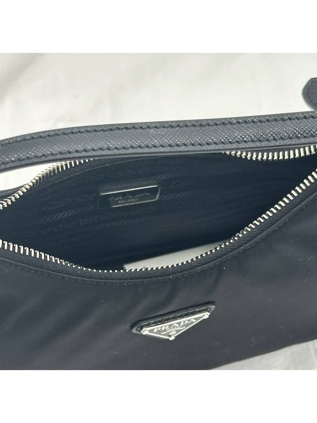 Re-Edition 2005 Saffiano Trimming Re-Nylon Shoulder Bag Black - PRADA - BALAAN 5