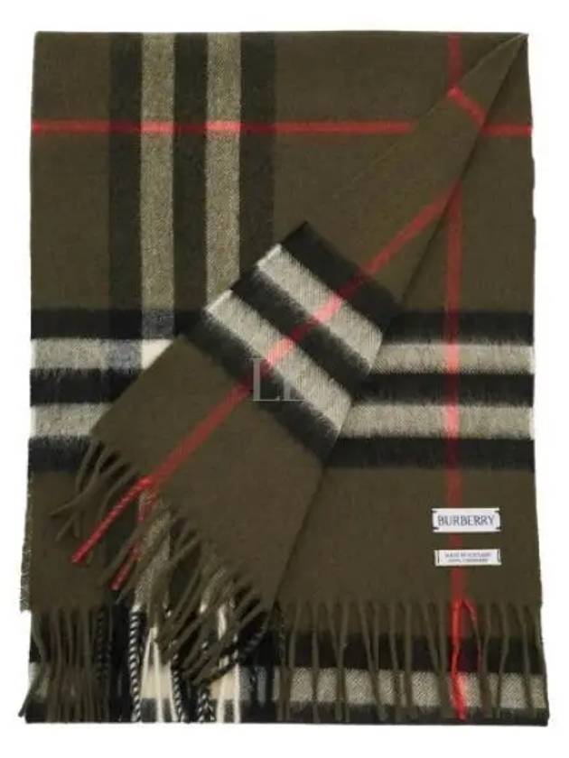 Vintage Check Cashmere Scarf 8091010 - BURBERRY - BALAAN 2