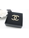 CC Logo Pearl Glass Women Brooch Pin - CHANEL - BALAAN 3