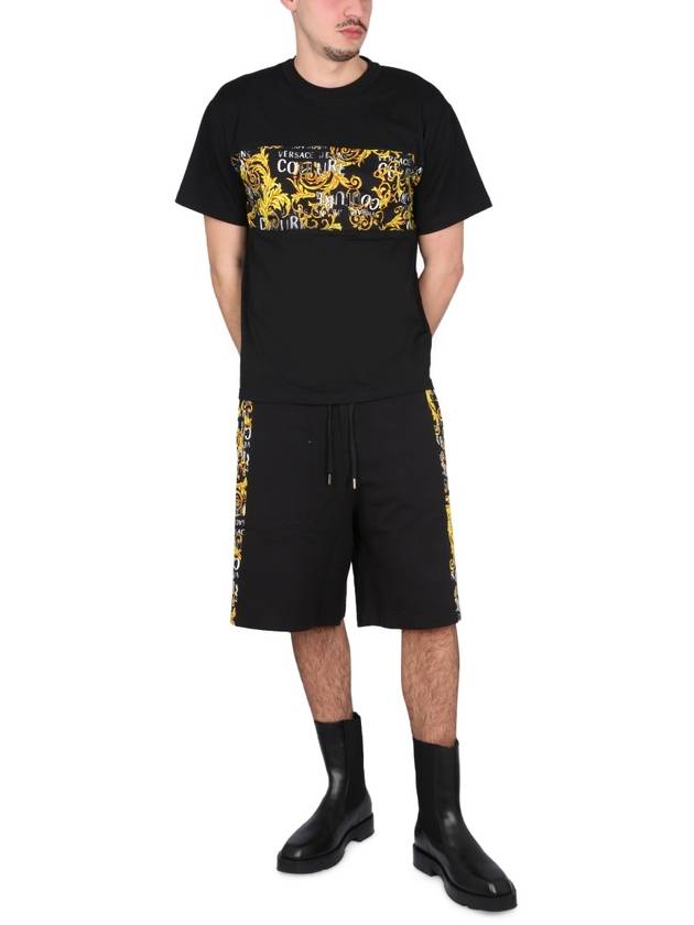 Jeans Couture Side Logo Print Sweat Shorts Black Gold - VERSACE - BALAAN 3